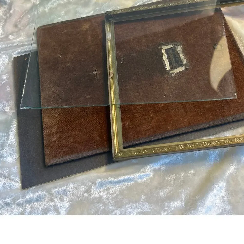 Vtg rectangular stamped metal antique aesthetics wall Frame, glass velvet slide